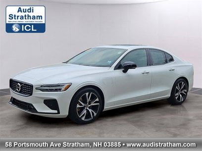 Used 2022 Volvo S60 T8 R-Design Expression