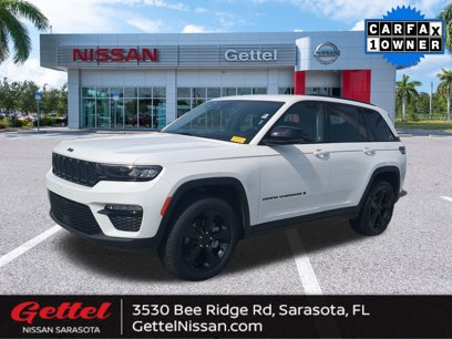 Used 2023 Jeep Grand Cherokee Limited w/ Black Appearance Package