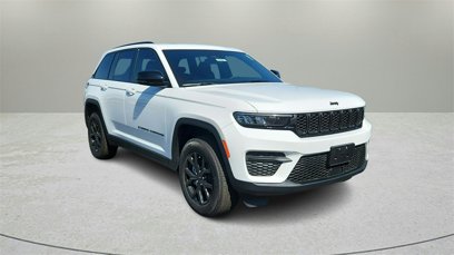 New 2025 Jeep Grand Cherokee Altitude