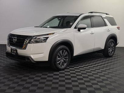 Used 2024 Nissan Pathfinder SV