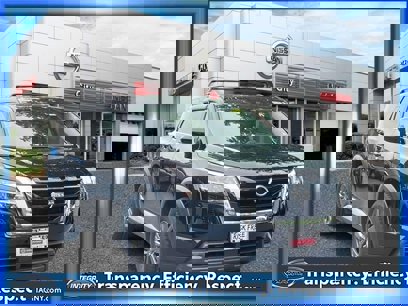 Used 2022 Nissan Pathfinder SV