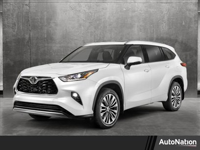 Used 2023 Toyota Highlander LE