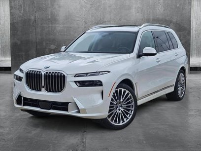 New 2025 BMW X7 xDrive40i w/ Premium Package