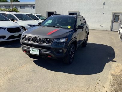 New 2024 Jeep Compass Trailhawk