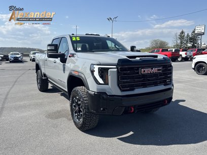 New 2025 GMC Sierra 2500 AT4X