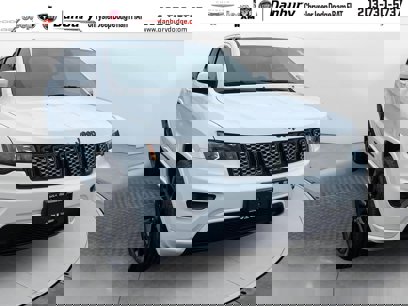 Used 2018 Jeep Grand Cherokee Altitude