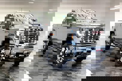 New 2025 GMC Sierra 3500 Denali w/ Denali Reserve Package