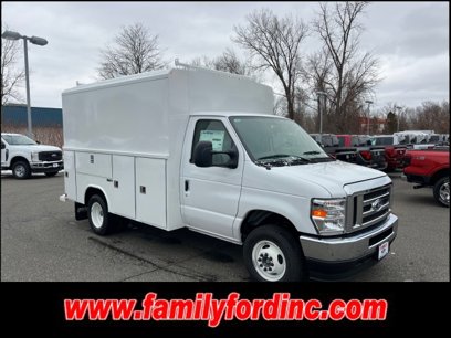 New 2025 Ford E-350 and Econoline 350 Super Duty w/ Power Equipment Group