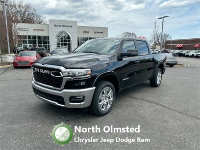 New 2025 RAM 1500 4x4 Crew Cab