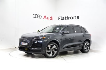 New 2025 Audi Q6 e-tron Premium Plus
