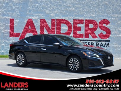 Used 2024 Nissan Altima 2.5 SV