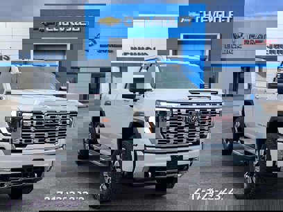 New 2025 GMC Sierra 2500 Denali w/ Denali Reserve Package