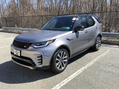 New 2025 Land Rover Discovery Dynamic SE