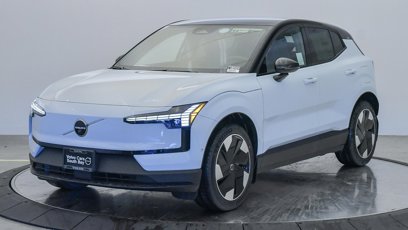 New 2025 Volvo EX30 Ultra w/ Climate Package
