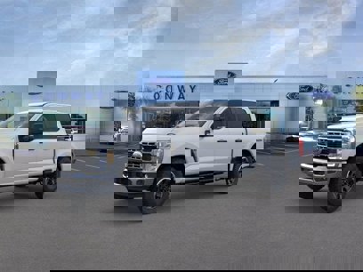 New 2025 Ford F250 4x4 Crew Cab Super Duty