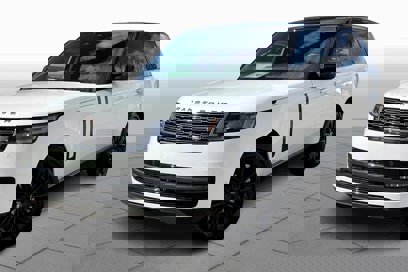 New 2025 Land Rover Range Rover SE