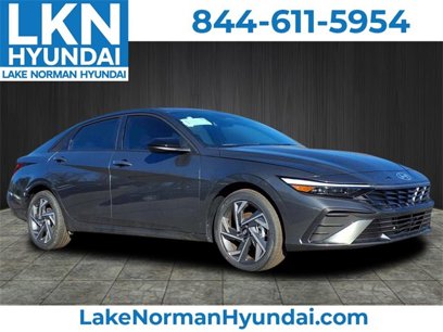 Certified 2025 Hyundai Elantra Sport