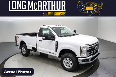 New 2025 Ford F350 XLT w/ FX4 Off-Road Package