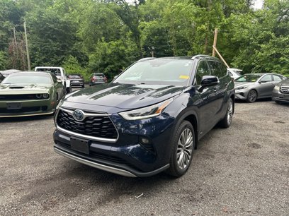 Used 2021 Toyota Highlander Platinum