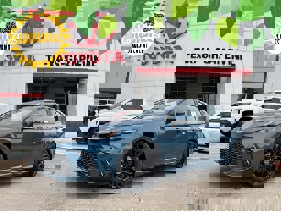 New 2025 Toyota Camry SE