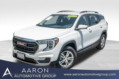 Used 2023 GMC Terrain SLE w/ Driver Convenience Package
