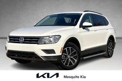 Used 2021 Volkswagen Tiguan SE w/ Panoramic Sunroof Package