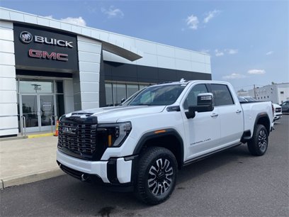 New 2025 GMC Sierra 2500 Denali Ultimate w/ Max Trailering Package