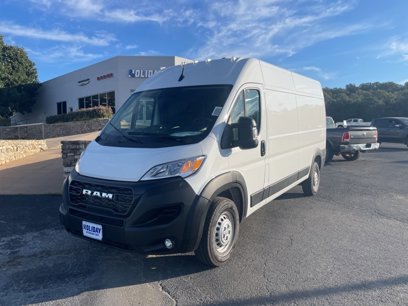 New 2025 RAM ProMaster 2500 w/ Convenience Group