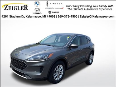 Used 2022 Ford Escape SE w/ Convenience Package