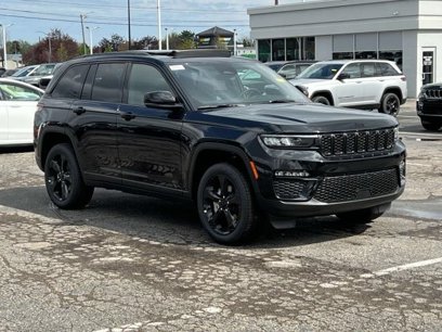 New 2025 Jeep Grand Cherokee Altitude