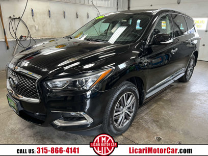 Used 2019 INFINITI QX60 Luxe w/ Essential Package