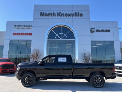New 2024 RAM 3500 Big Horn w/ Night Edition