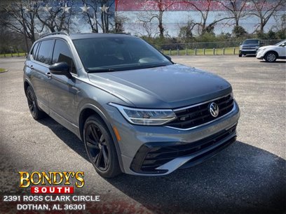 Used 2023 Volkswagen Tiguan SE R-Line