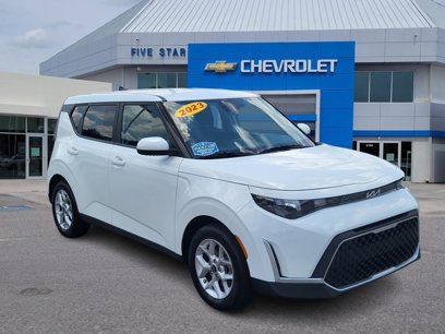Used 2023 Kia Soul LX w/ Option Group 015
