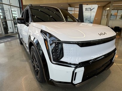 New 2026 Kia EV9 GT-Line