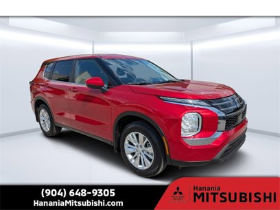 New 2025 Mitsubishi Outlander ES