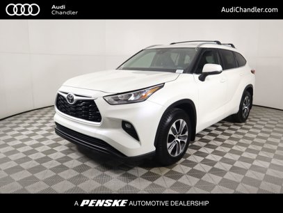 Used 2020 Toyota Highlander XLE