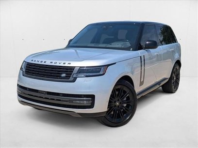 New 2025 Land Rover Range Rover SE