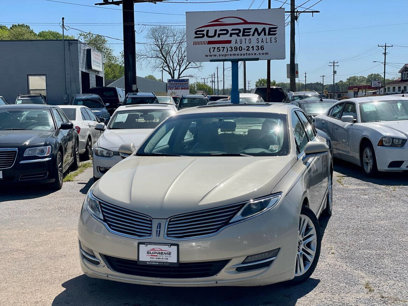 Used 2014 Lincoln MKZ AWD w/ Equipment Group 102A Reserve