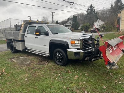 Used 2017 GMC Sierra 3500 4x4 Crew Cab w/ Sierra Convenience Package