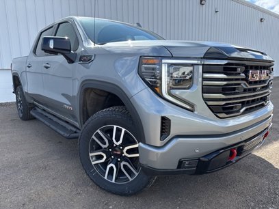 New 2025 GMC Sierra 1500 AT4 w/ AT4 Premium Package
