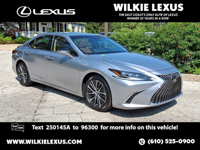 Certified 2025 Lexus ES 300h w/ Premium Package