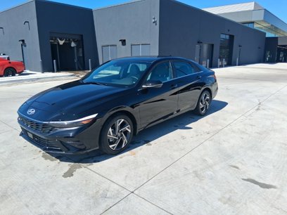 New 2025 Hyundai Elantra Limited