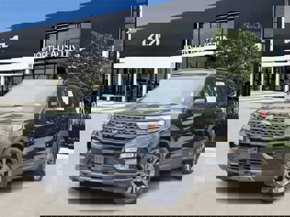 Used 2022 Ford Explorer XLT w/ Equipment Group 202A