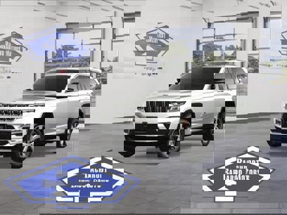 New 2025 Jeep Grand Cherokee Limited w/ Luxury Tech Group II