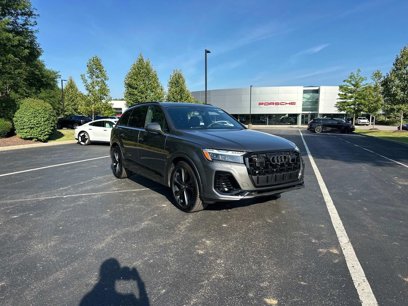 New 2025 Audi Q7 3.0T Prestige
