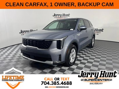 Used 2025 Kia Sorento LX