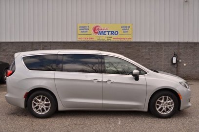 Used 2023 Chrysler Voyager LX