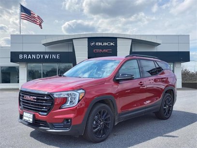 New 2024 GMC Terrain SLT w/ Tech Package