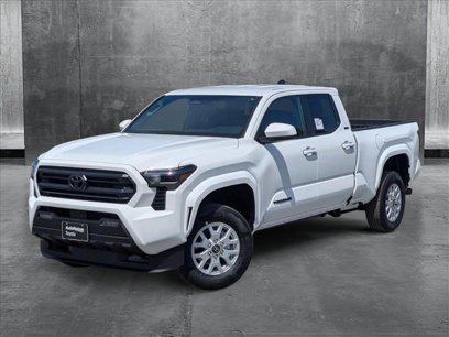 New 2025 Toyota Tacoma SR5